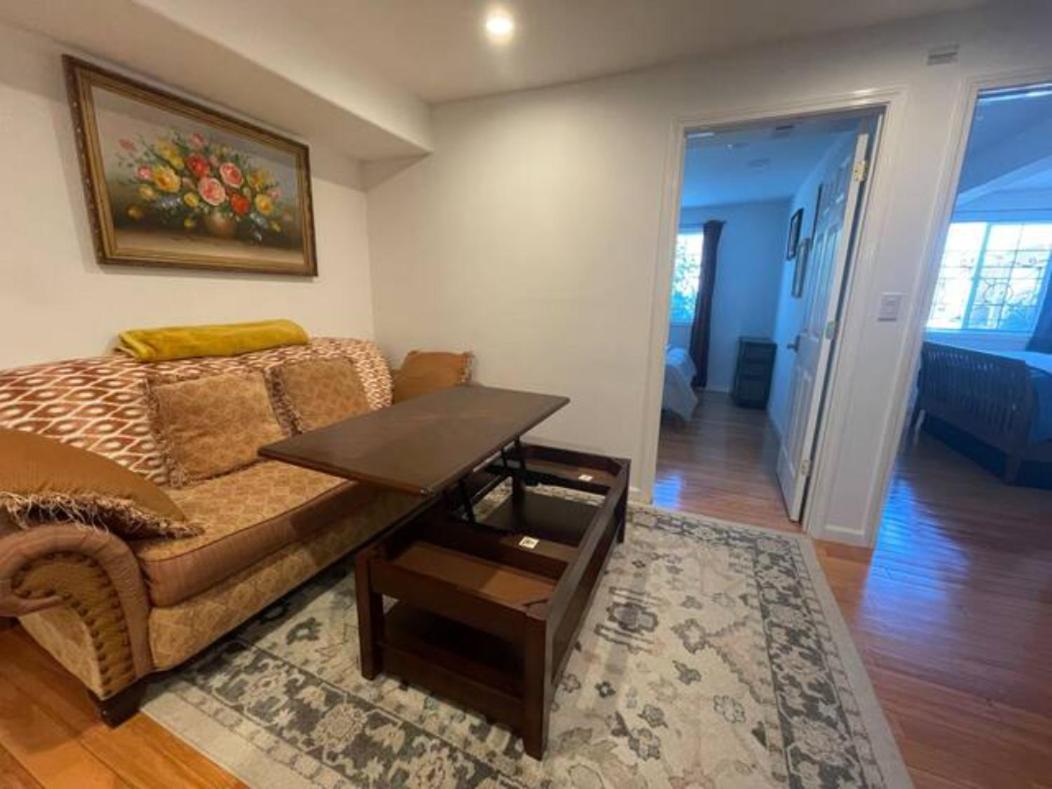 2 Bedroom With Parking Near Bart Apartment San Francisco