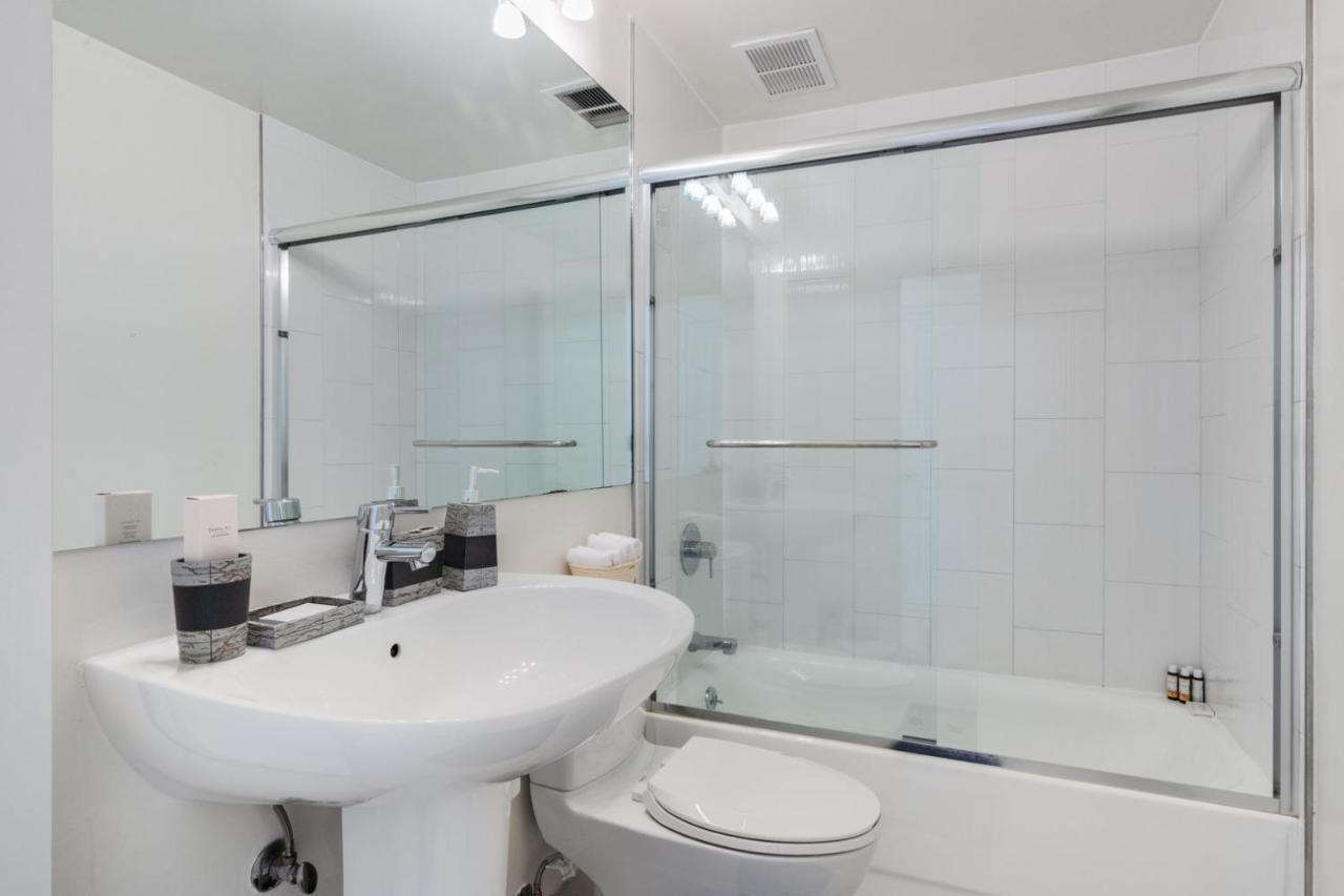 Nob Hill W Sauna Gym Nr Union Sq Sfo-236 *
