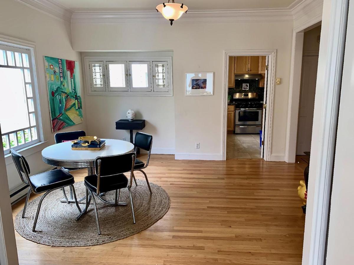 Holiday home Gorgeous High Atop Nob Hill Free Parking!