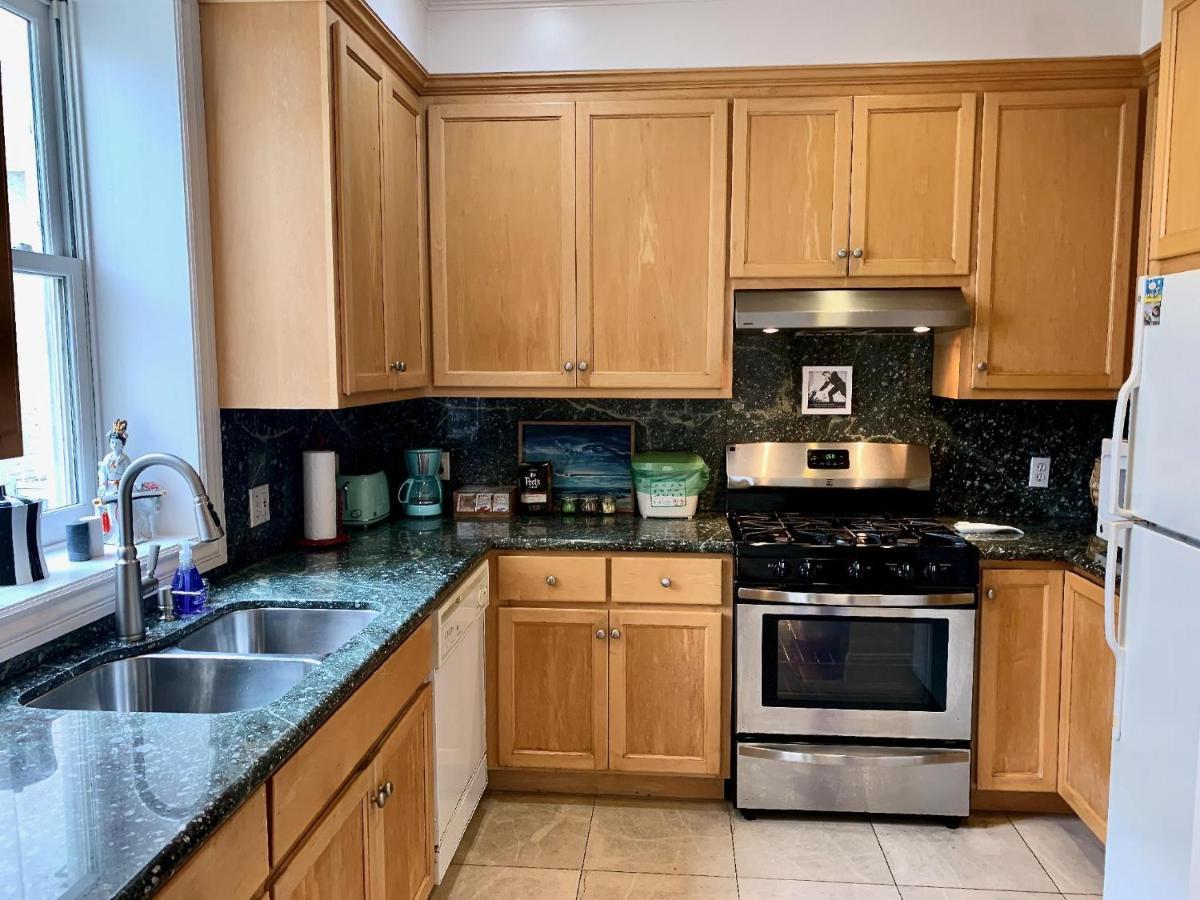 Gorgeous High Atop Nob Hill Free Parking! Holiday home