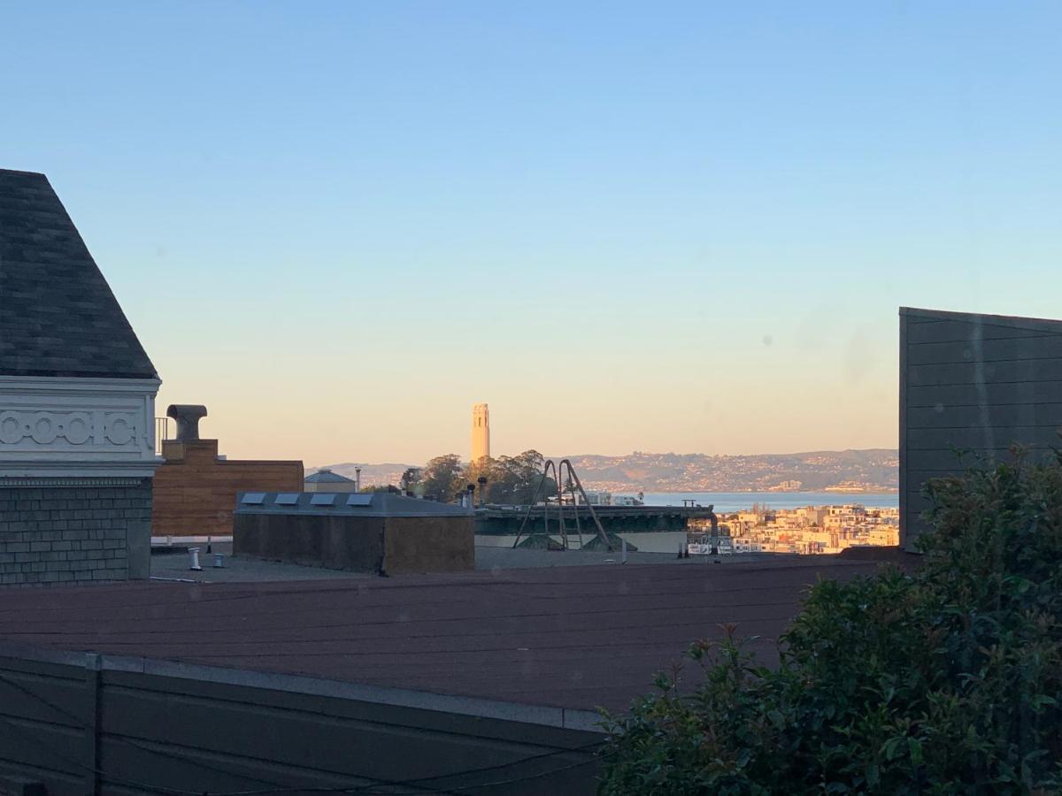 Gorgeous High Atop Nob Hill Free Parking! Holiday home