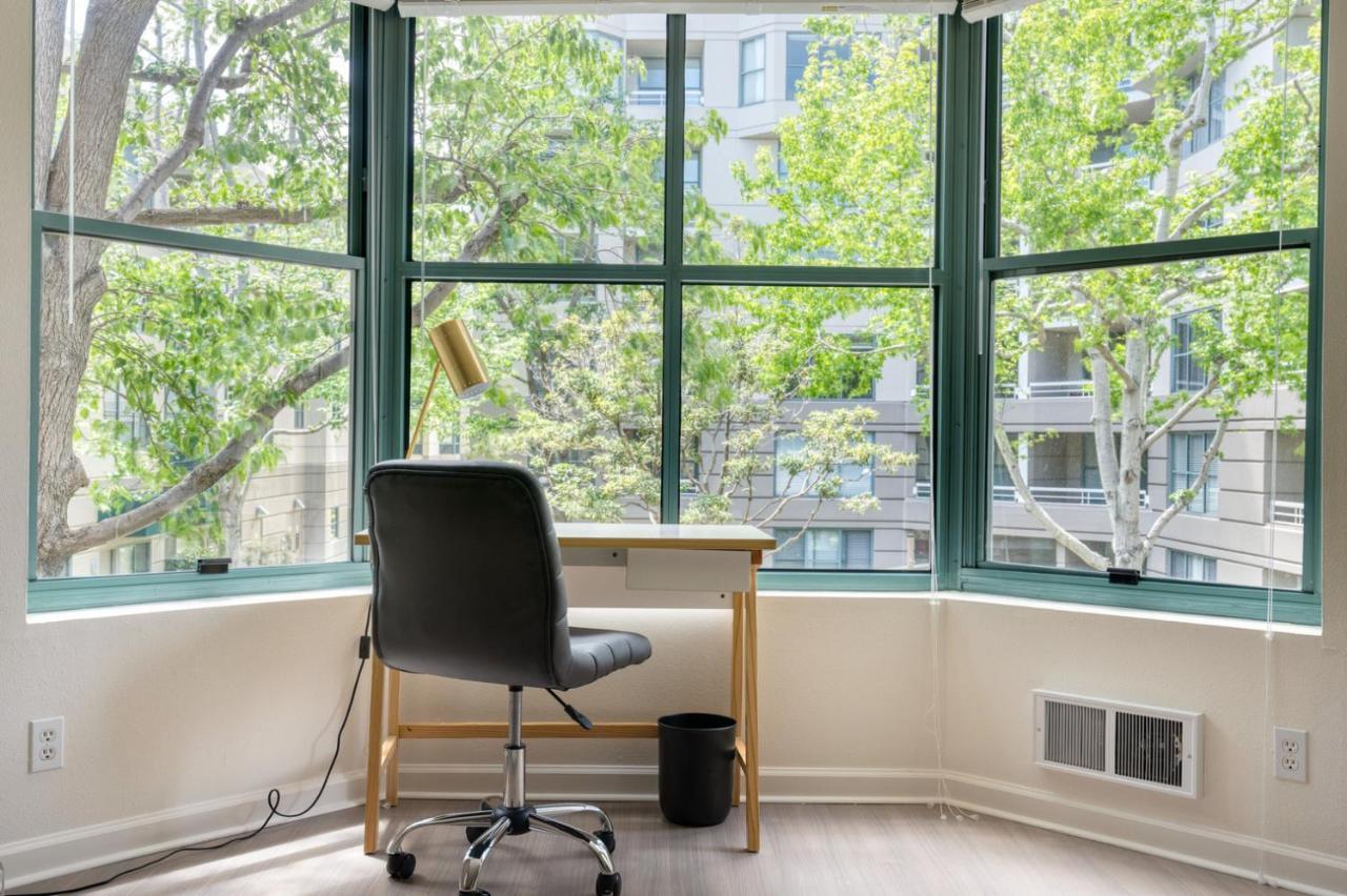 Apartment South 2br W Pool Tennis Sfo-1400 San Francisco