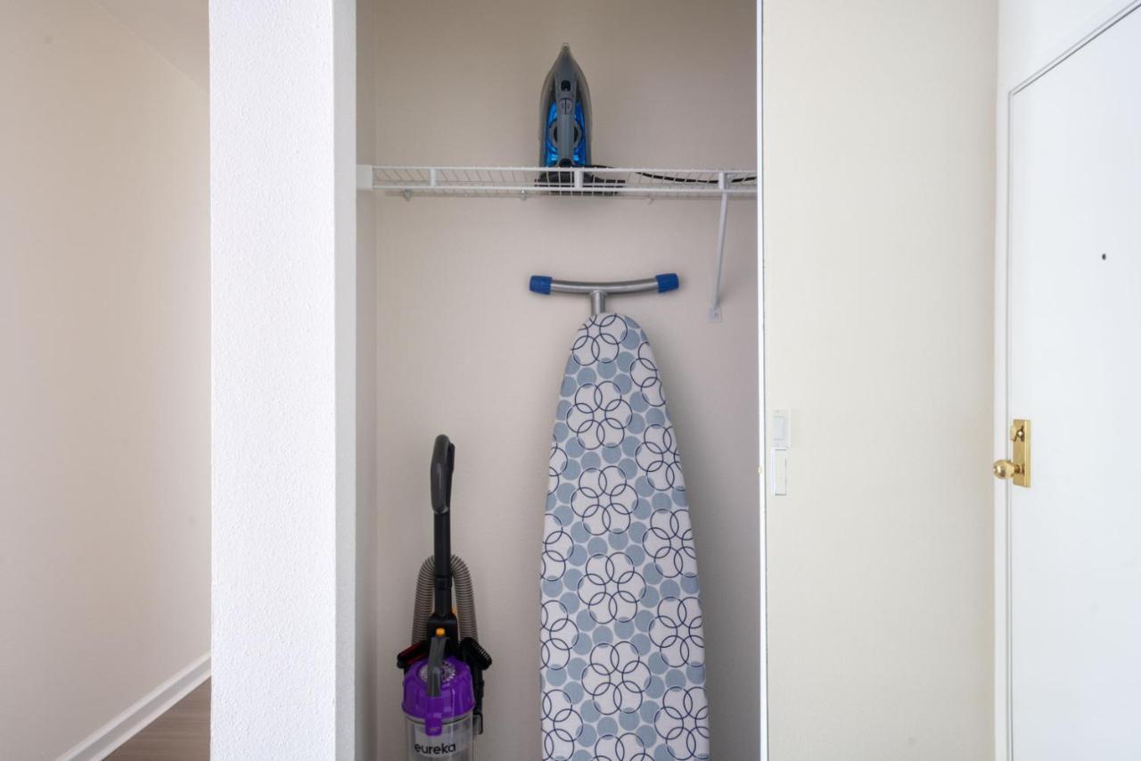 South 2br W Pool Tennis Sfo-1400 Apartment *