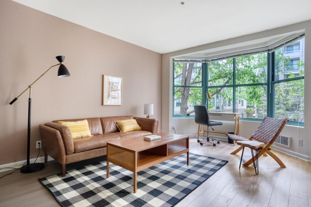 Apartment South 2br W Pool Tennis Sfo-1400 *