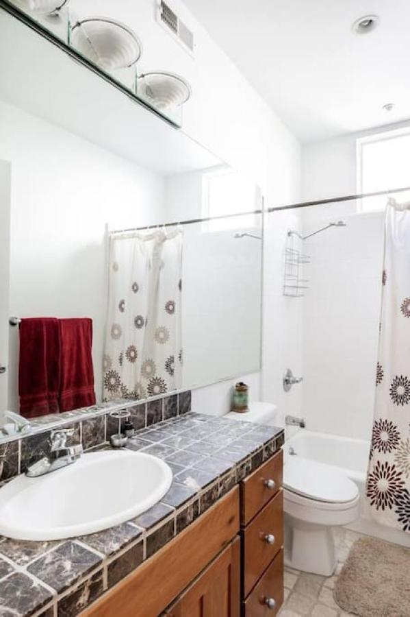 Huge Open Concept Living In Location * San Francisco