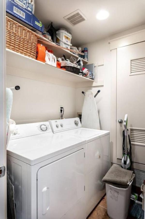 Huge Open Concept Living In Location * San Francisco
