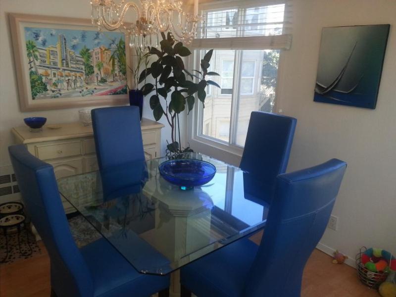 Centrally Located; Walk Anywhere! * San Francisco