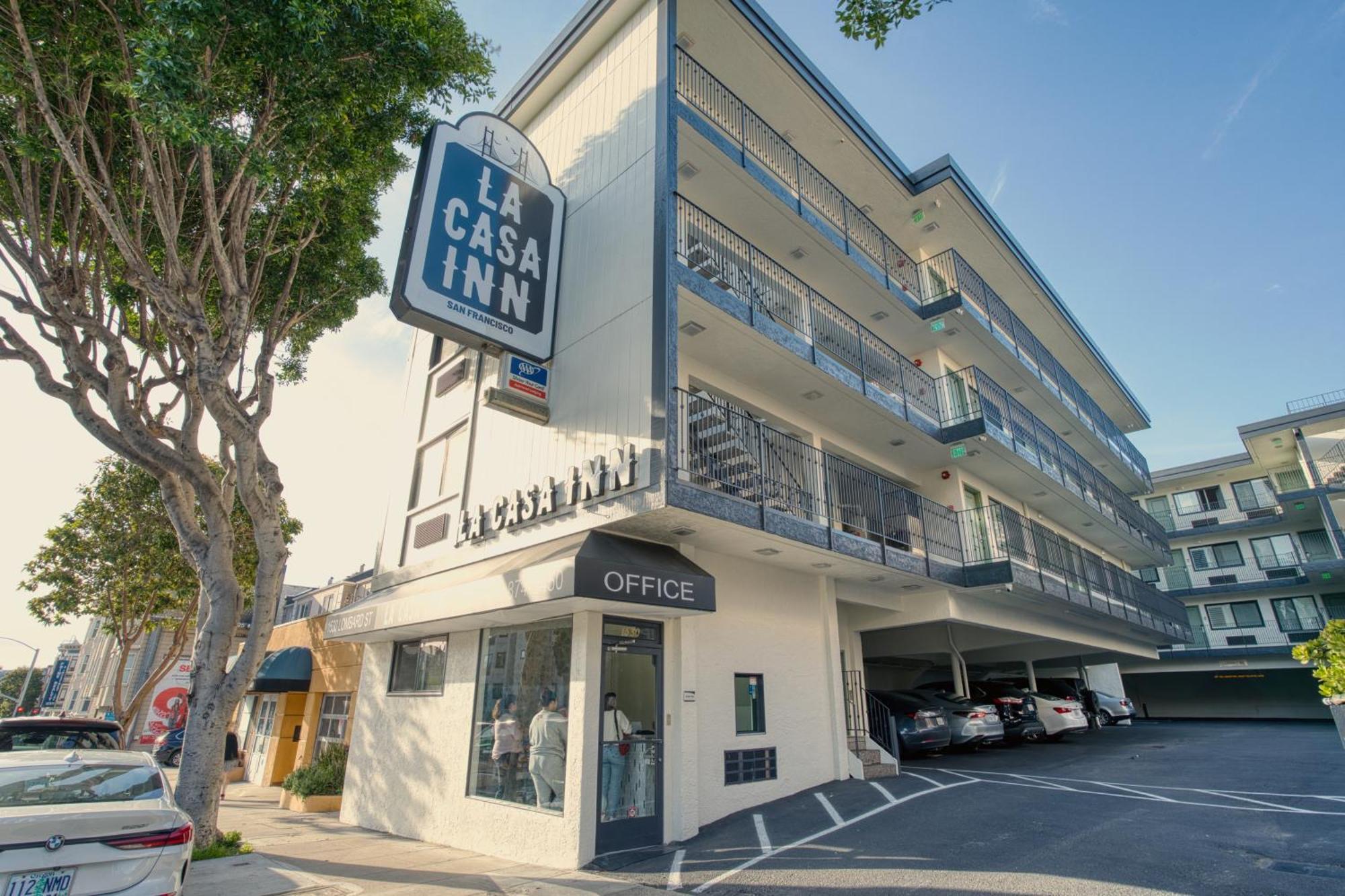 La Casa Inn 2*