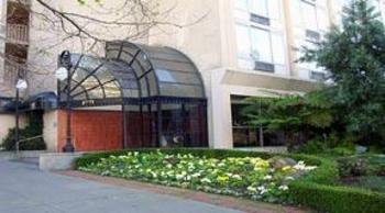 Comfort By The Bay Inn 3*