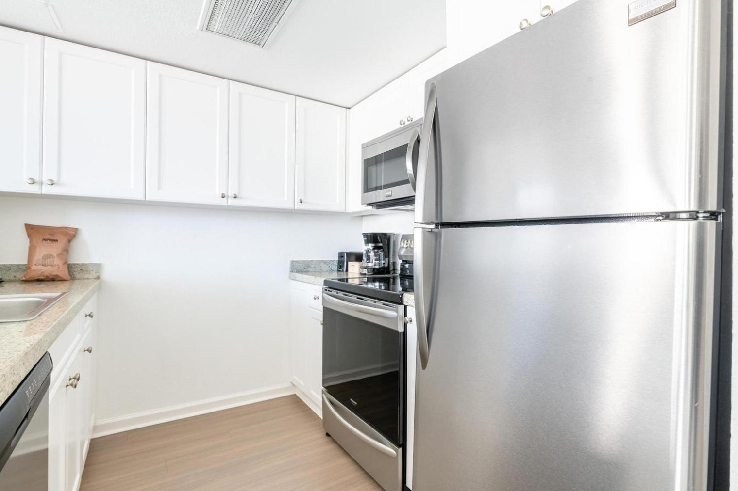 South 2br W Heated Pool Shops Dining Sfo-1664 Apartment