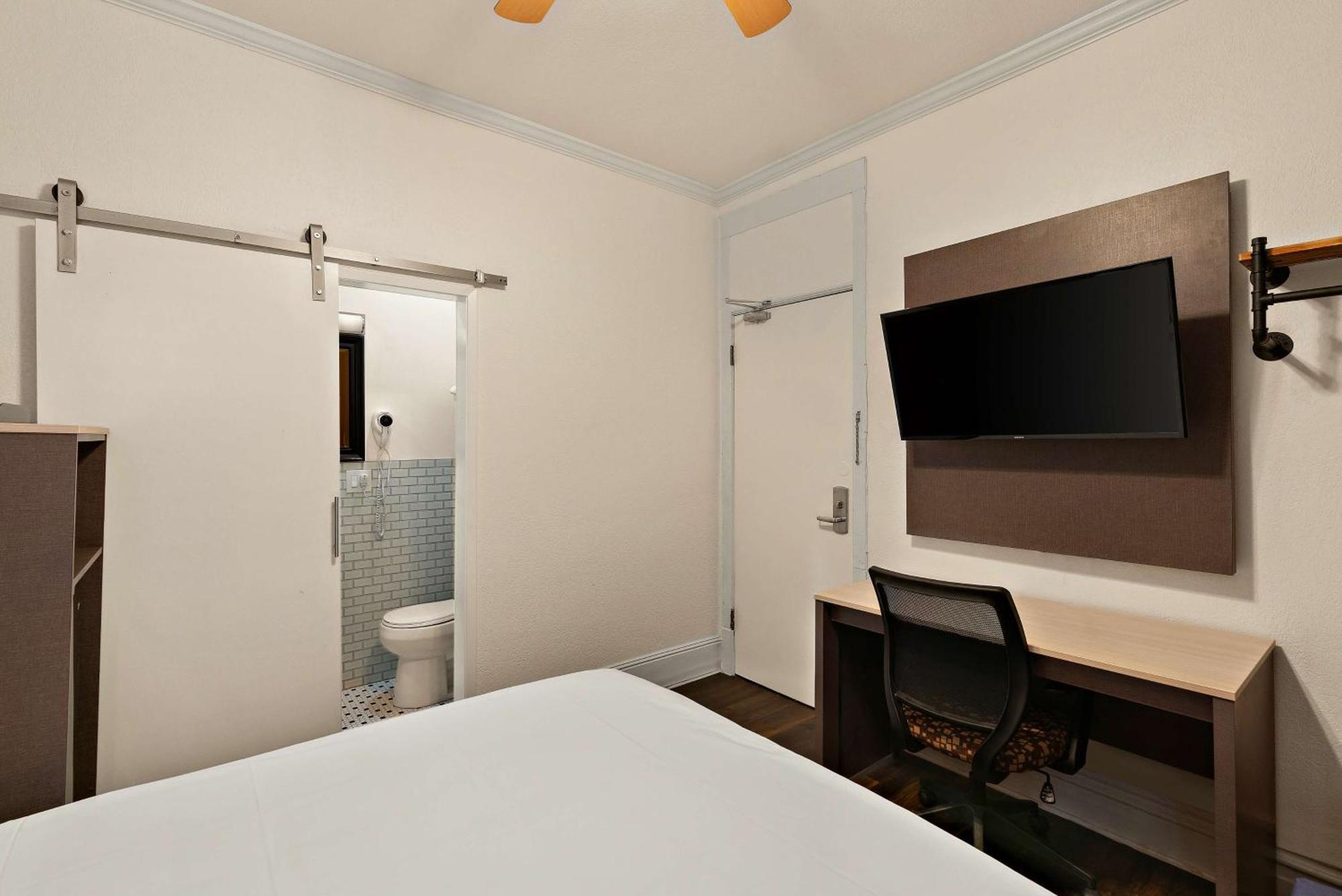 Mithila - Surestay Collection By Western 2* San Francisco