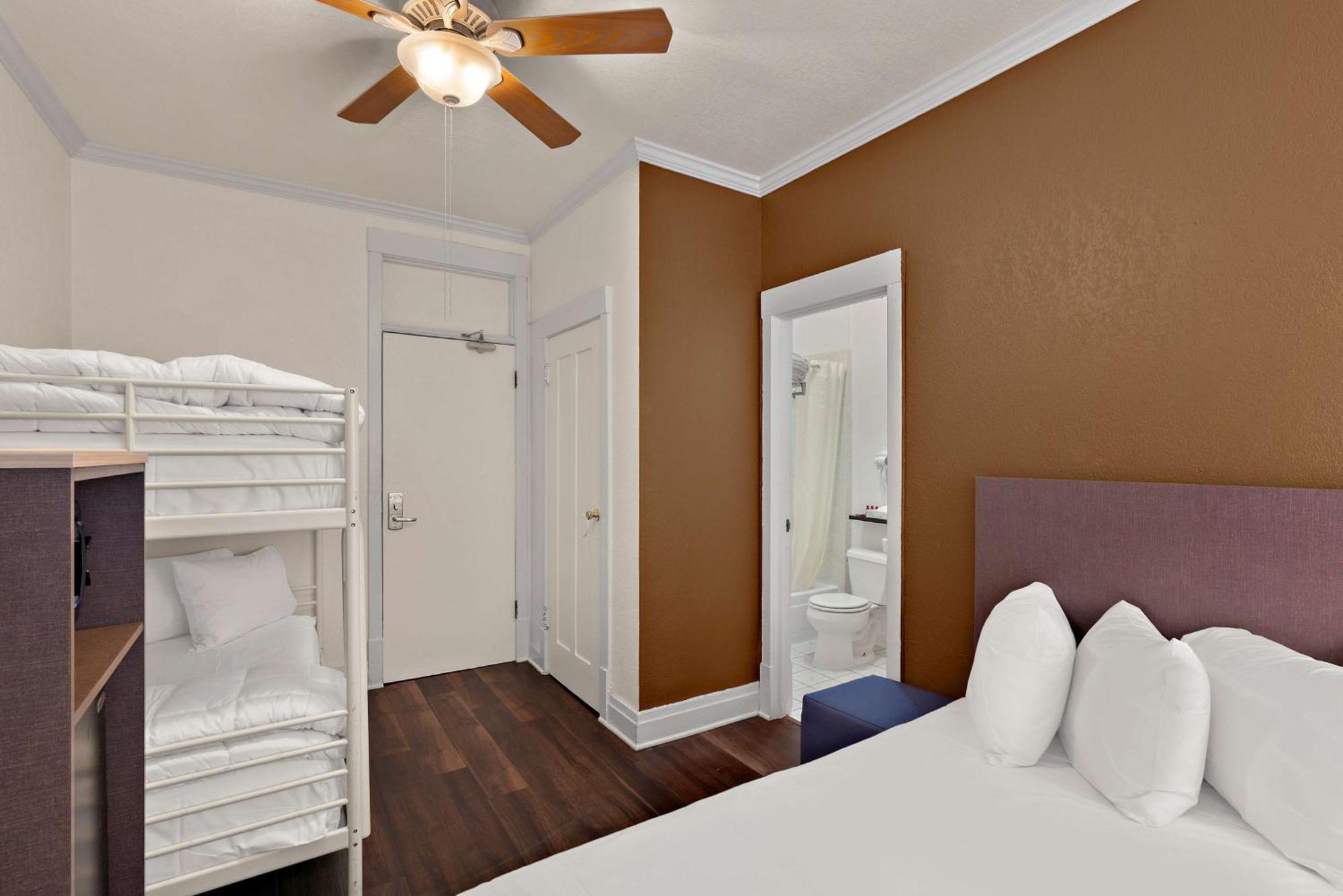 Mithila - Surestay Collection By Western 2* San Francisco