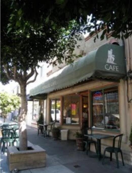 Beautiful Downtown & Bay Bridge, Vineyard Views! Apartment *