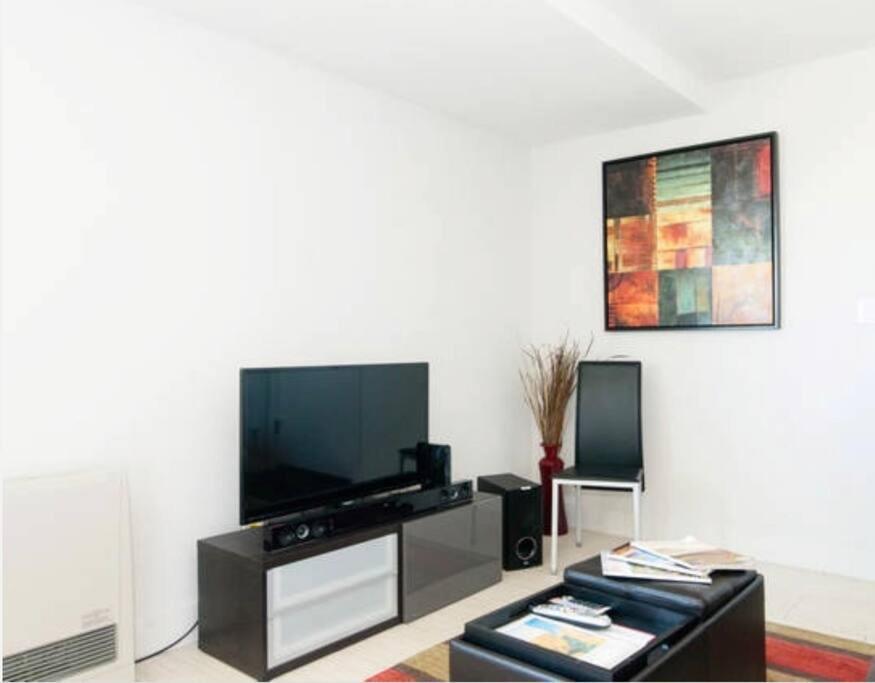 Beautiful Downtown & Bay Bridge, Vineyard Views! Apartment *