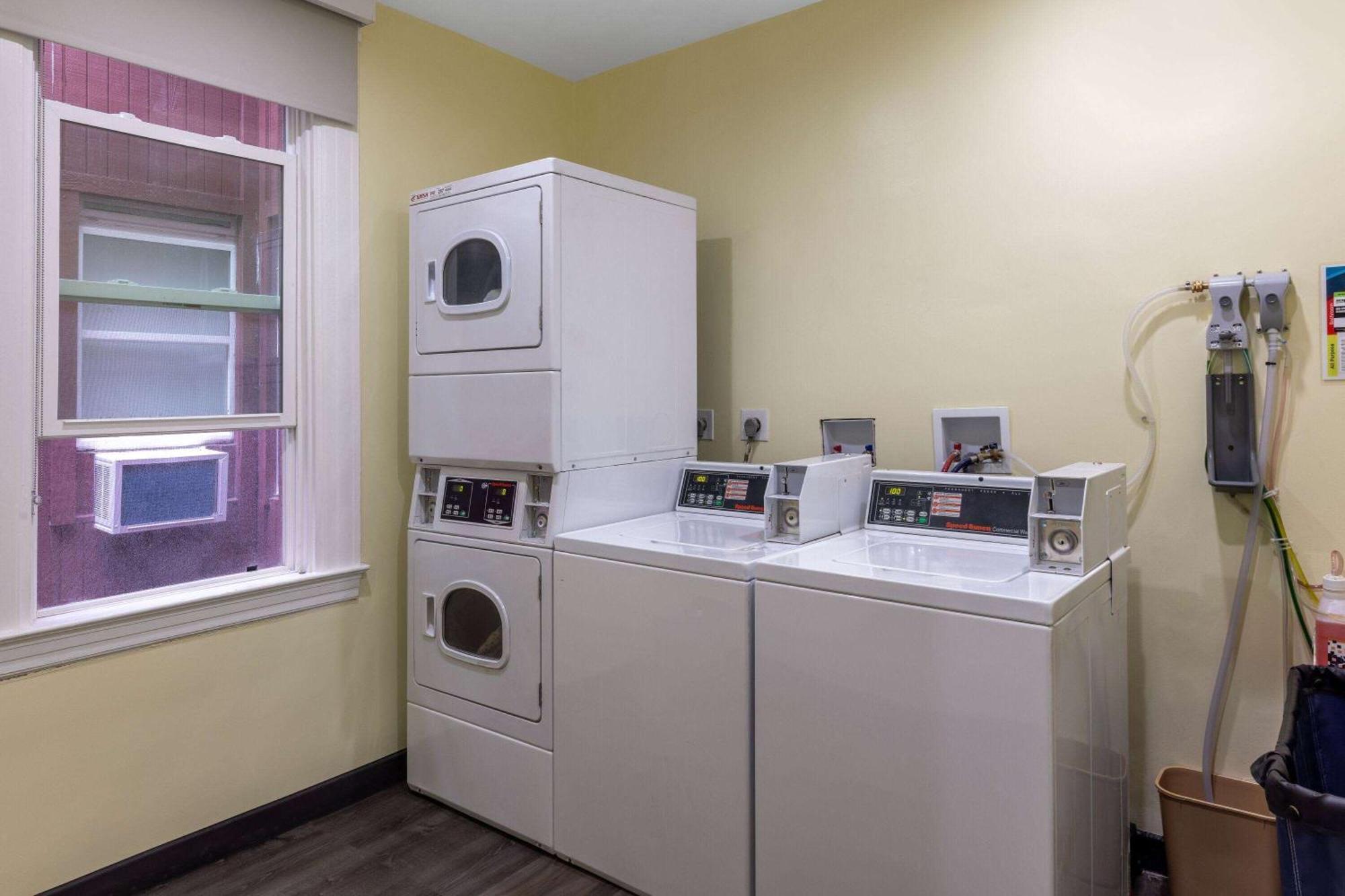 Super 8 By Wyndham San Francisco/union Square Area 2*