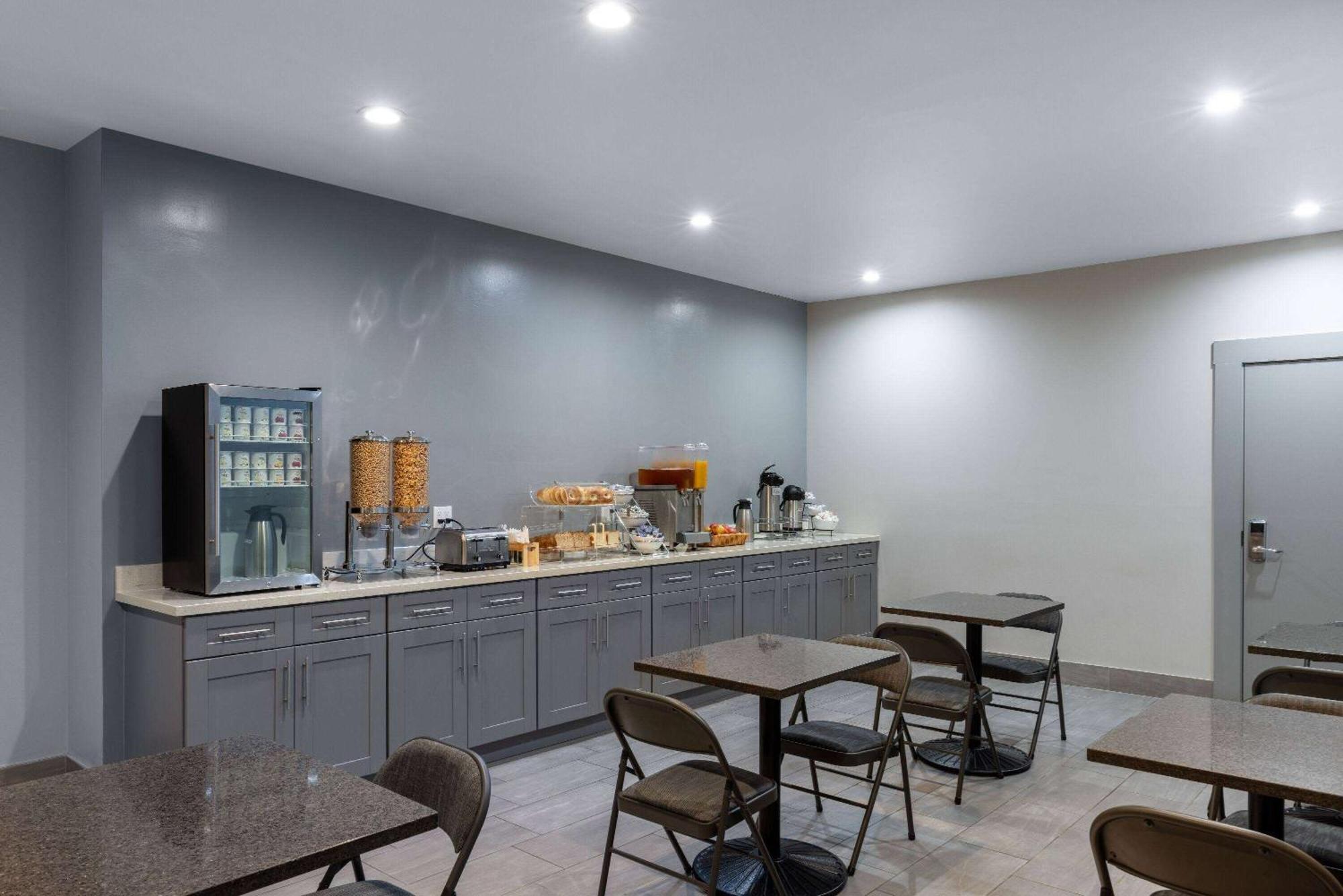 Hotel Super 8 By Wyndham San Francisco/union Square Area 2*