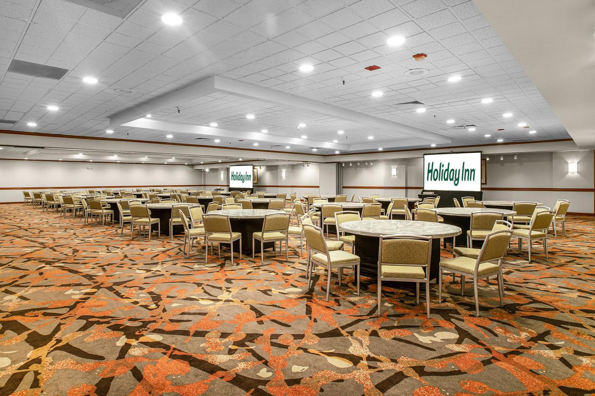 Holiday - Golden Gateway Newly Renovated With No Fee Hotel