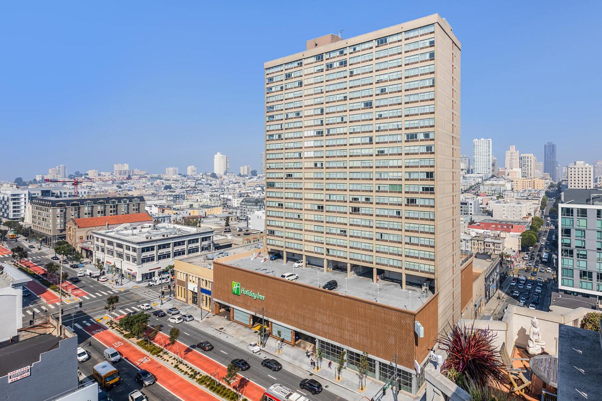 Holiday - Golden Gateway Newly Renovated With No Fee Hotel 3*
