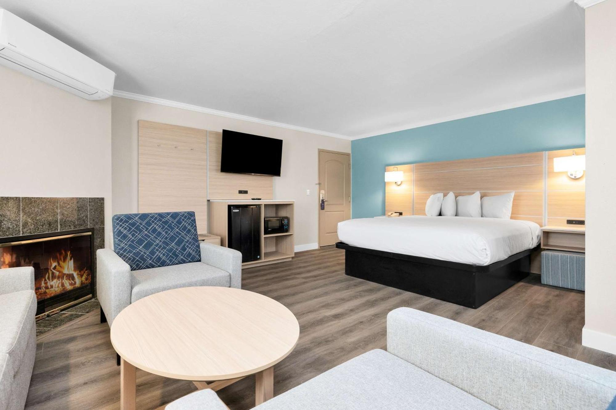 Surestay By Western Marina District Hotel