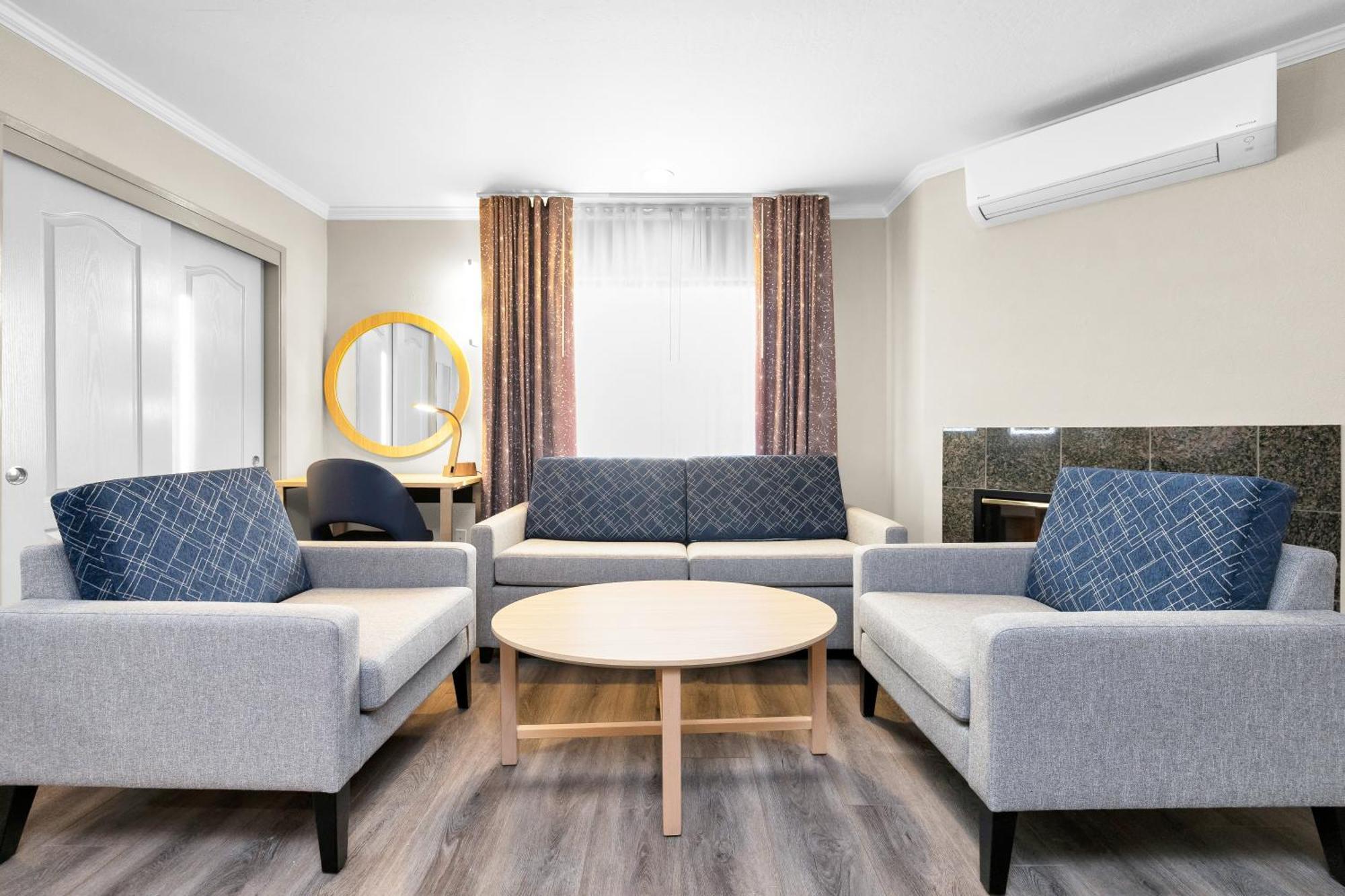 Hotel Surestay By Western Marina District