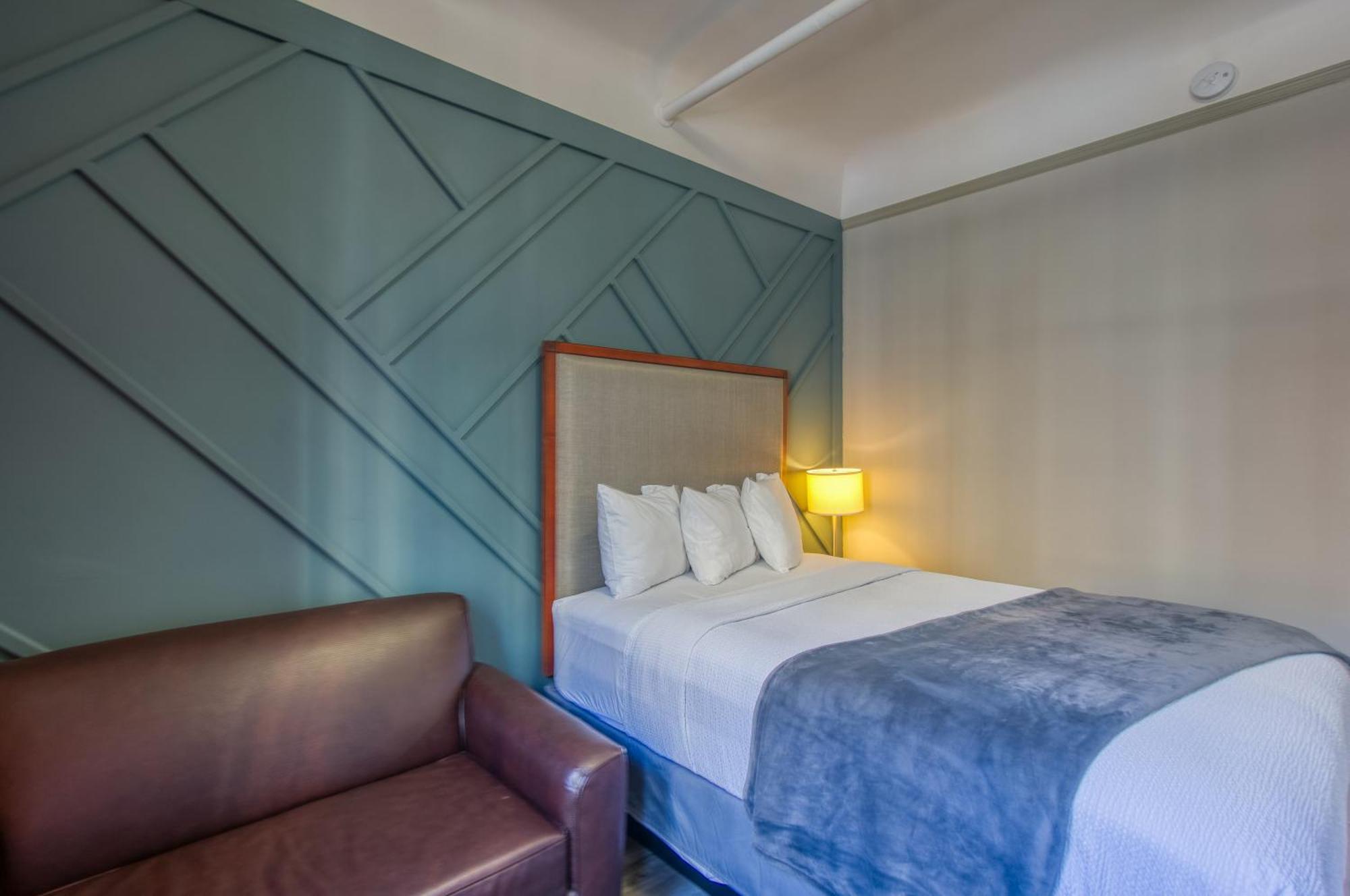 Ram's Hotel 3*