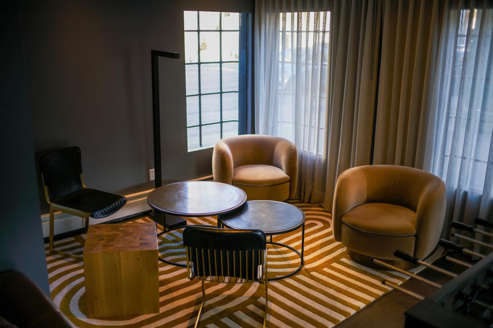 Garrett Hotel