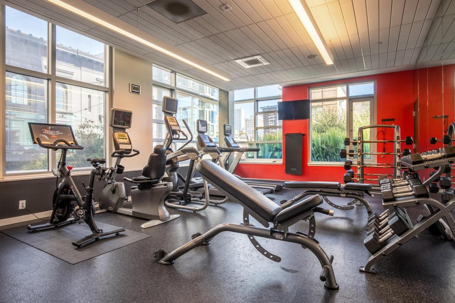 Apartment Lower Nob Hill 1br W Gym Roof Nr Bars Sfo-690