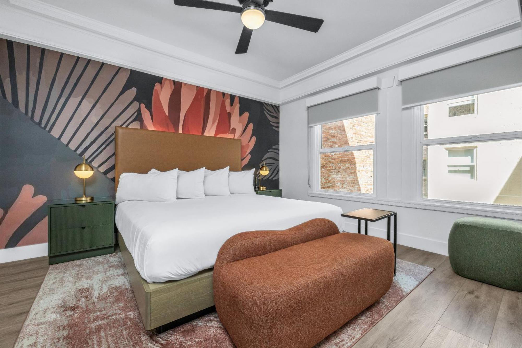 Hotel Nob Hill 3*