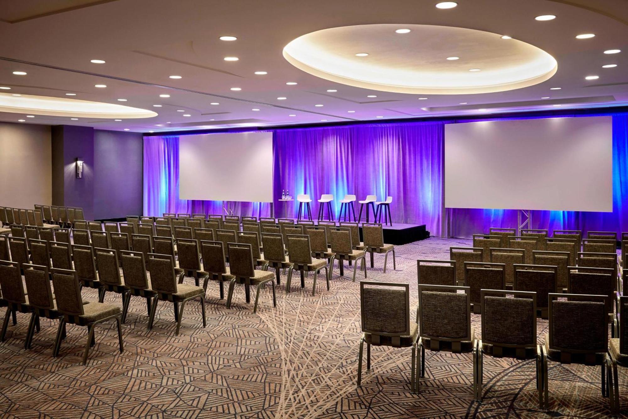 Marriott Union Square Hotel 4*