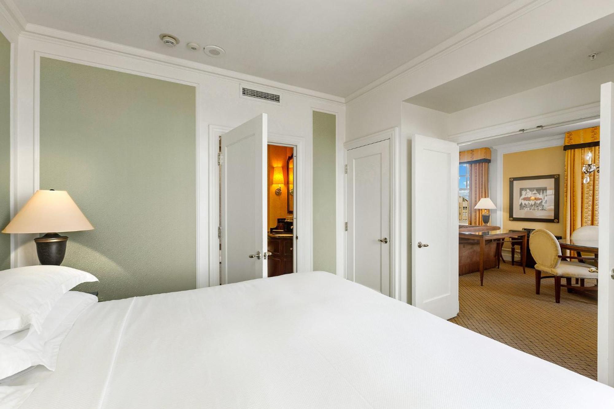 Hotel Intercontinental Hopkins By Ihg 4*