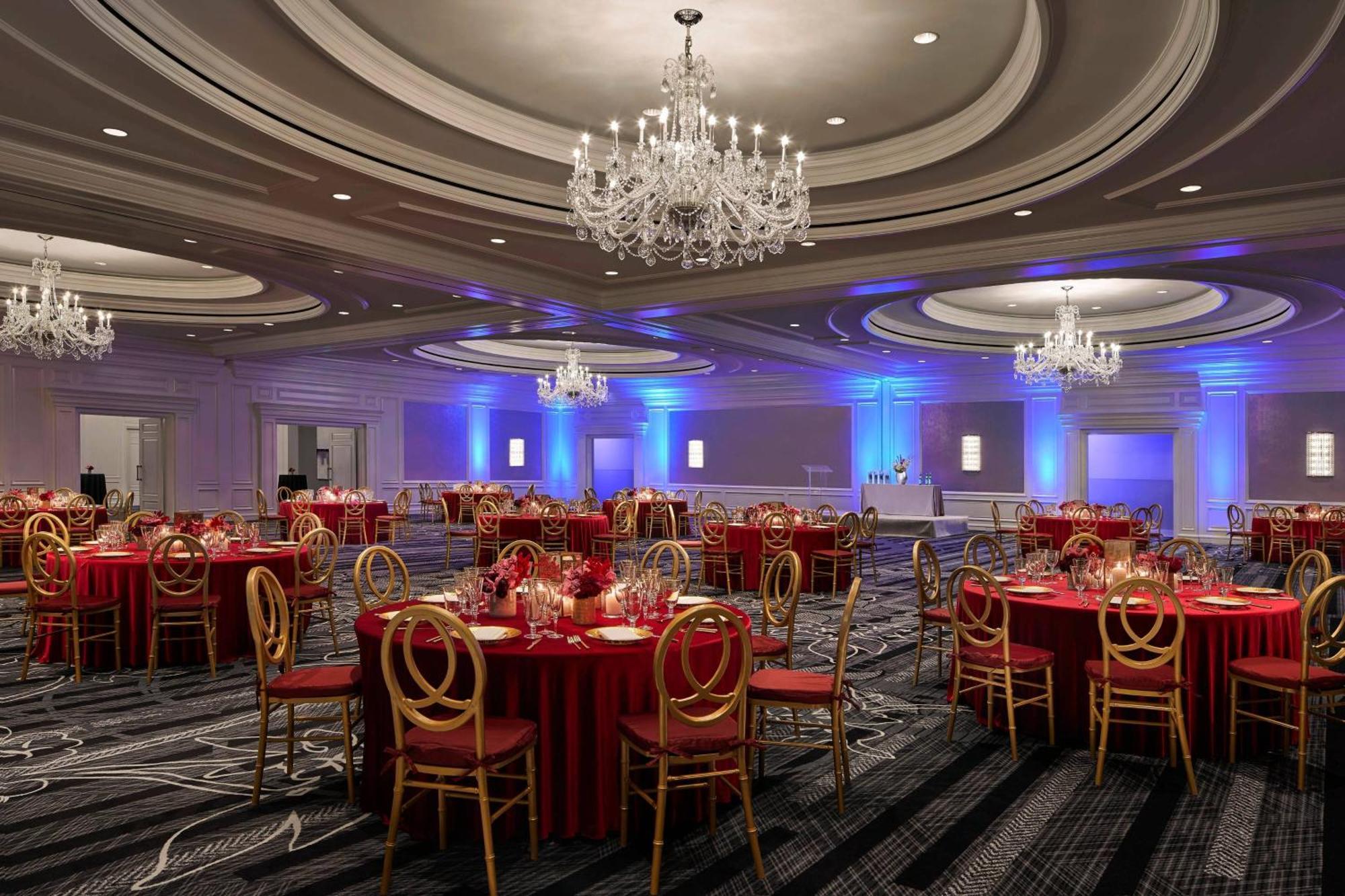The Ritz-carlton, Hotel