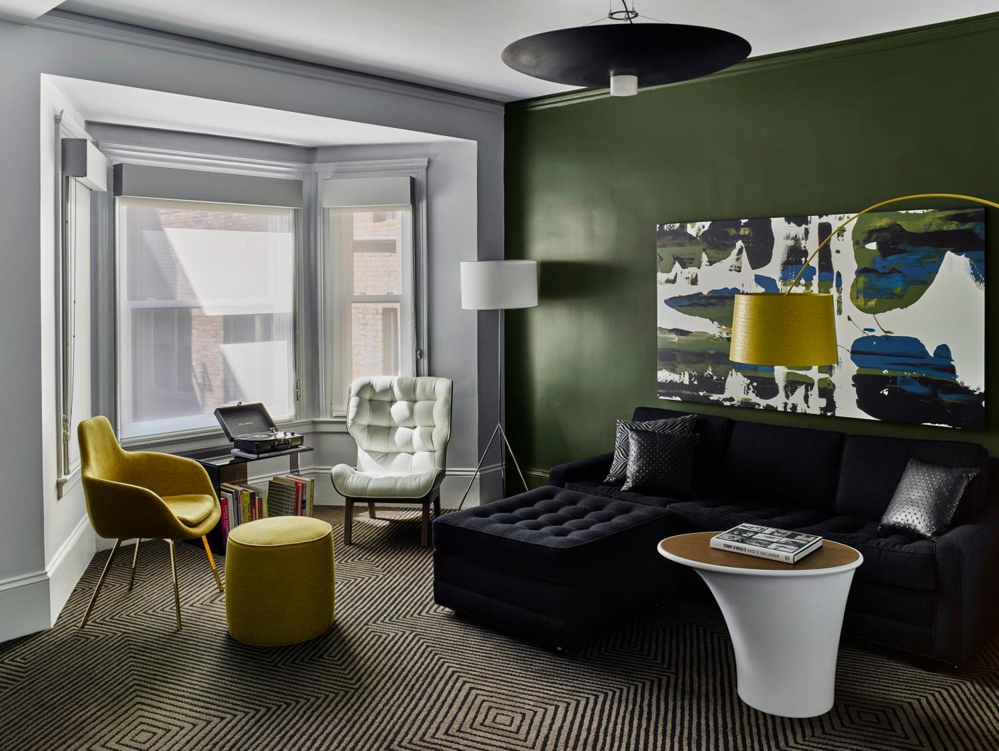 Zeppelin Hotel