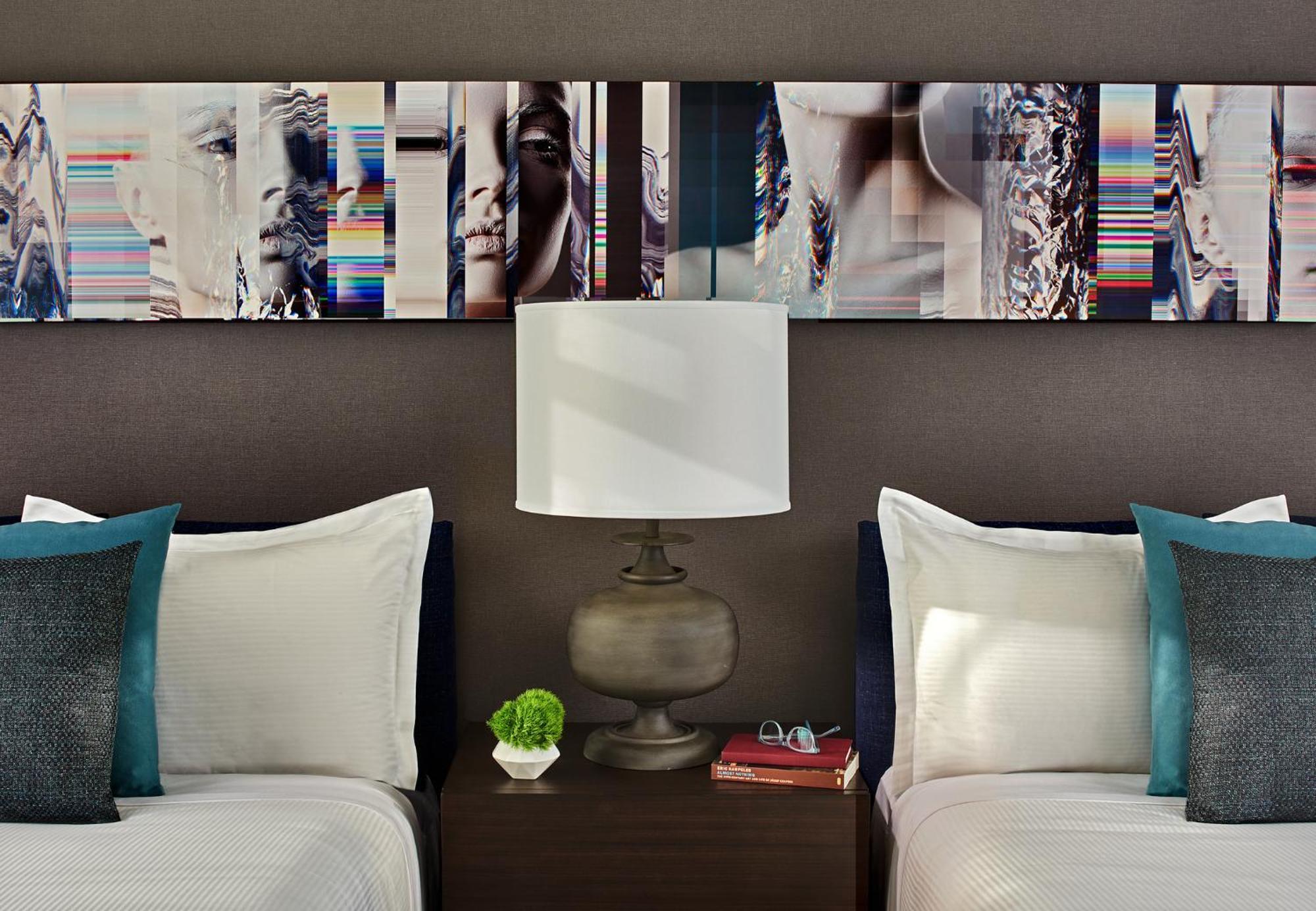 Zelos Hotel