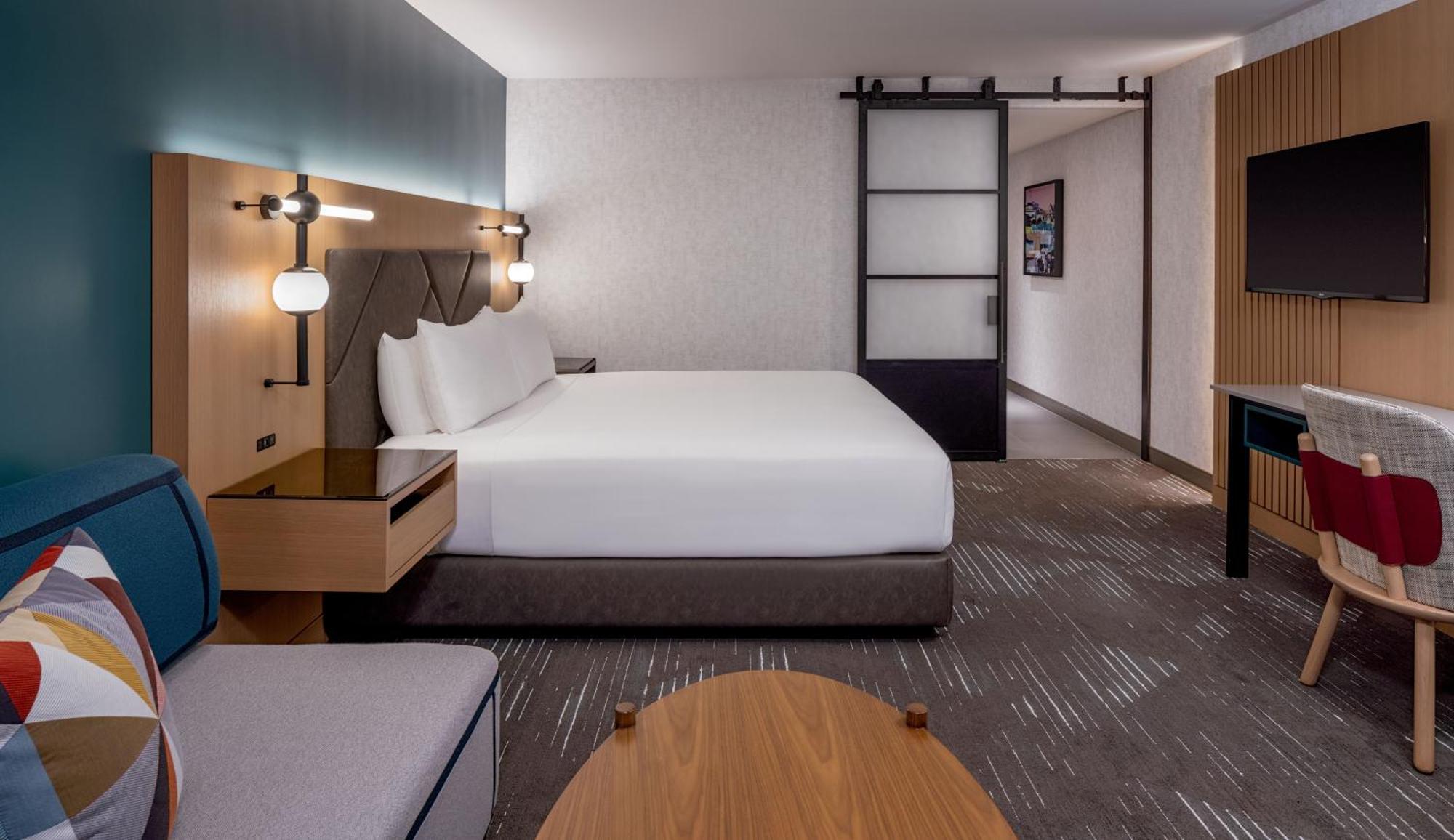 Hyatt Regency Hotel 4*