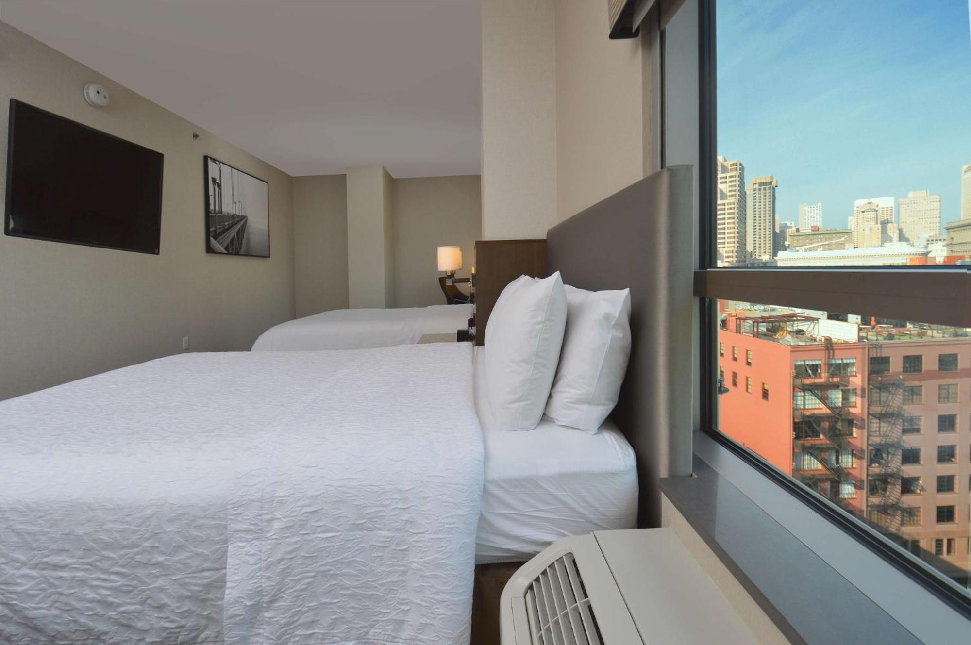 Hampton Downtown/convention Center Hotel 3*
