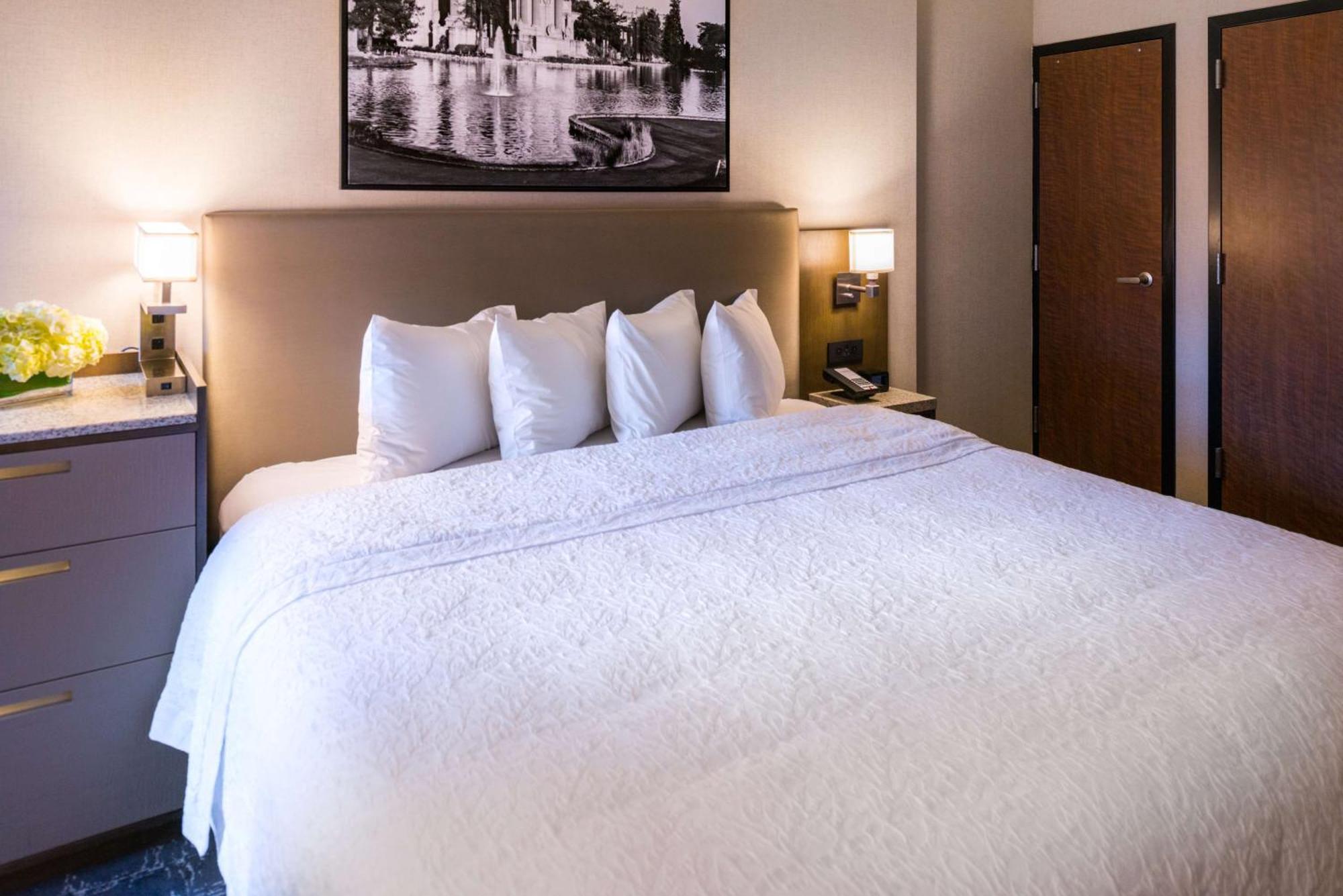 Hampton Downtown/convention Center Hotel