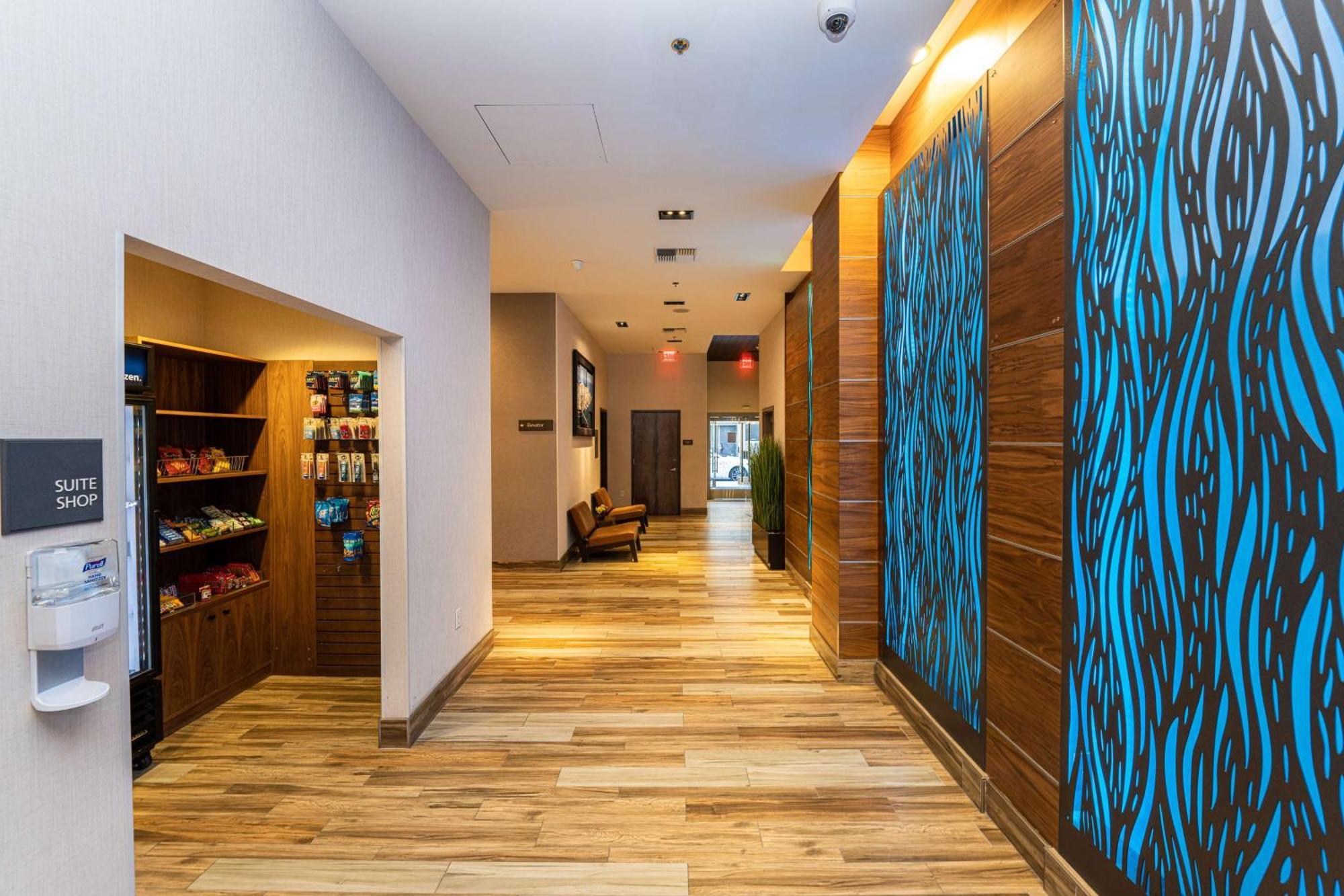 Hampton Downtown/convention Center Hotel 3*