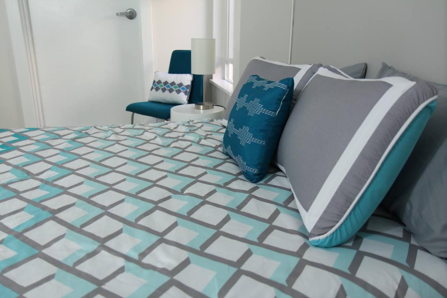 Stylish Nopa Penthouse, Remote Work Friendly