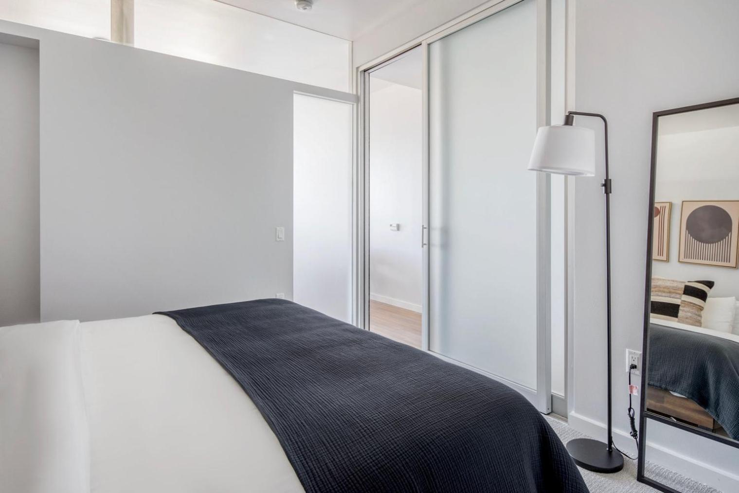 Hayes Valley 1br W On-site Retail Theater Pool Sfo-1627 Apartment