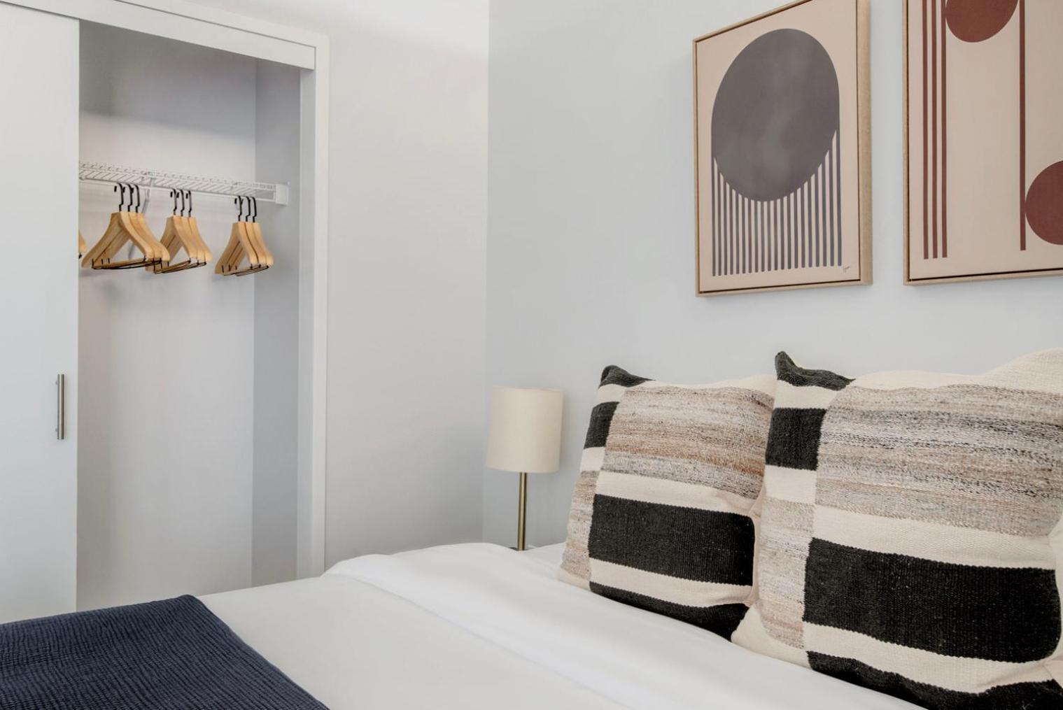 Hayes Valley 1br W On-site Retail Theater Pool Sfo-1627 *