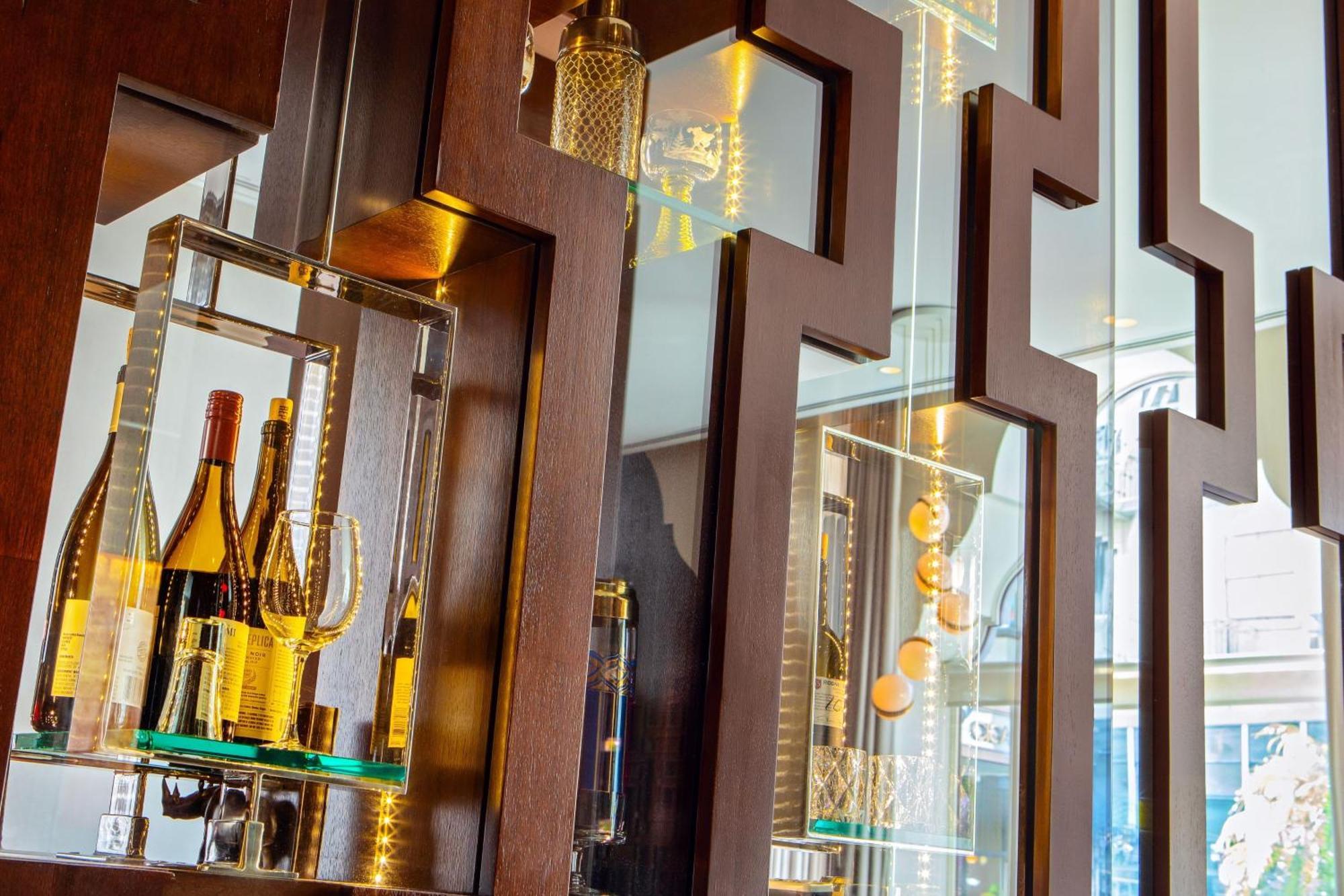 Adagio, Autograph Collection 4* San Francisco
