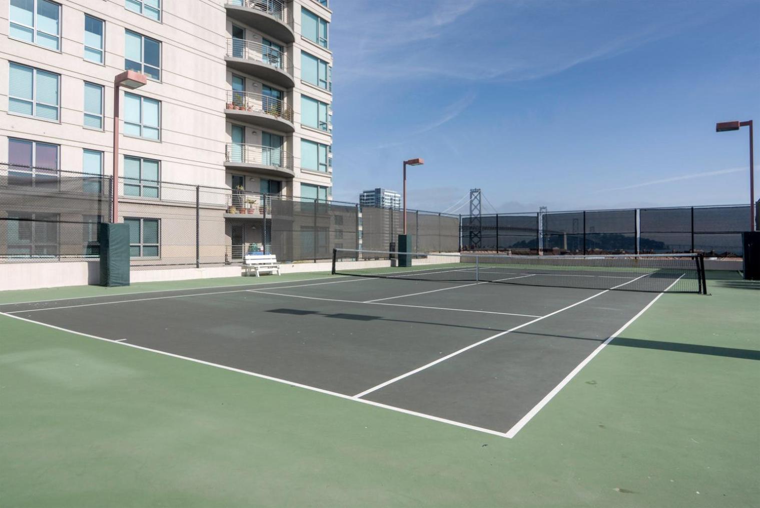South 1br Across The Street From Sf Bay Sfo-1661