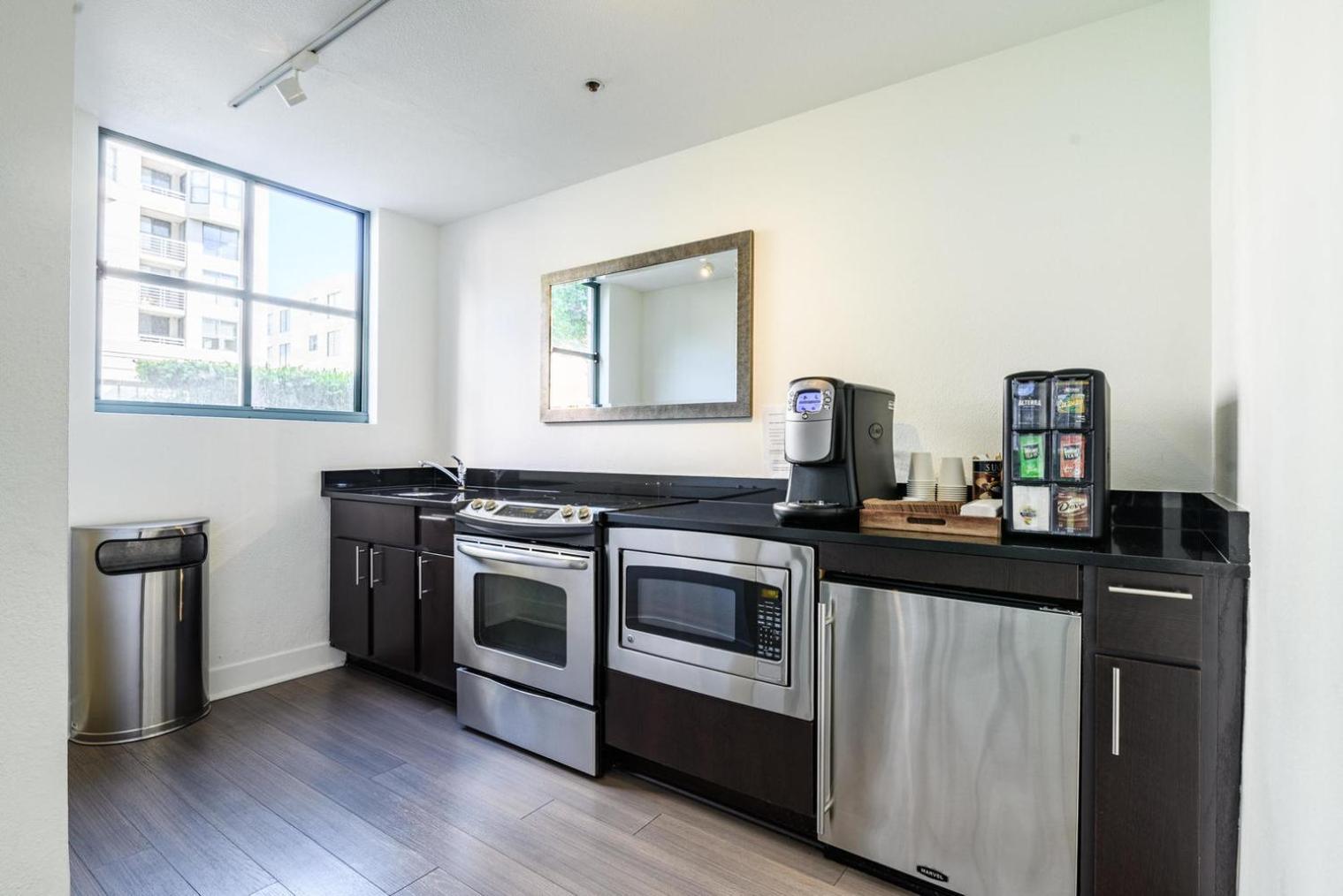 South 1br W On-site Shops Restaurants Sfo-1659 San Francisco