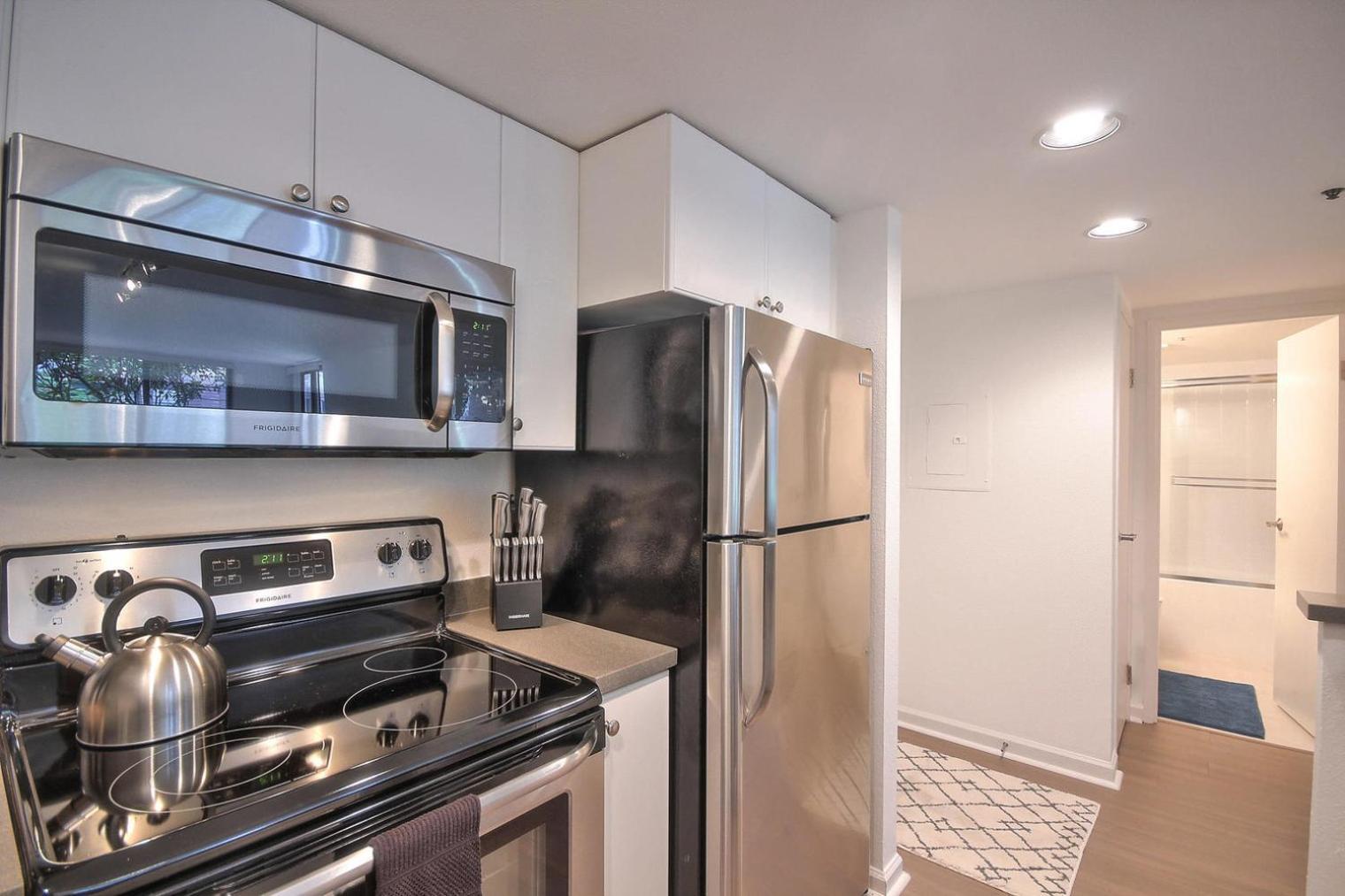 Apartment South 1br W Heated Pool Nr Att Park Sfo-1657 *