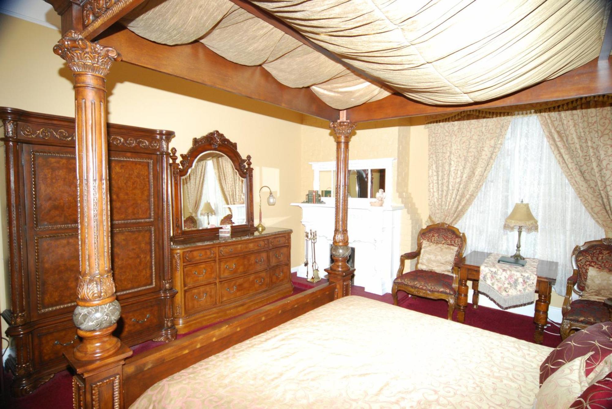 Hotel Queen Anne