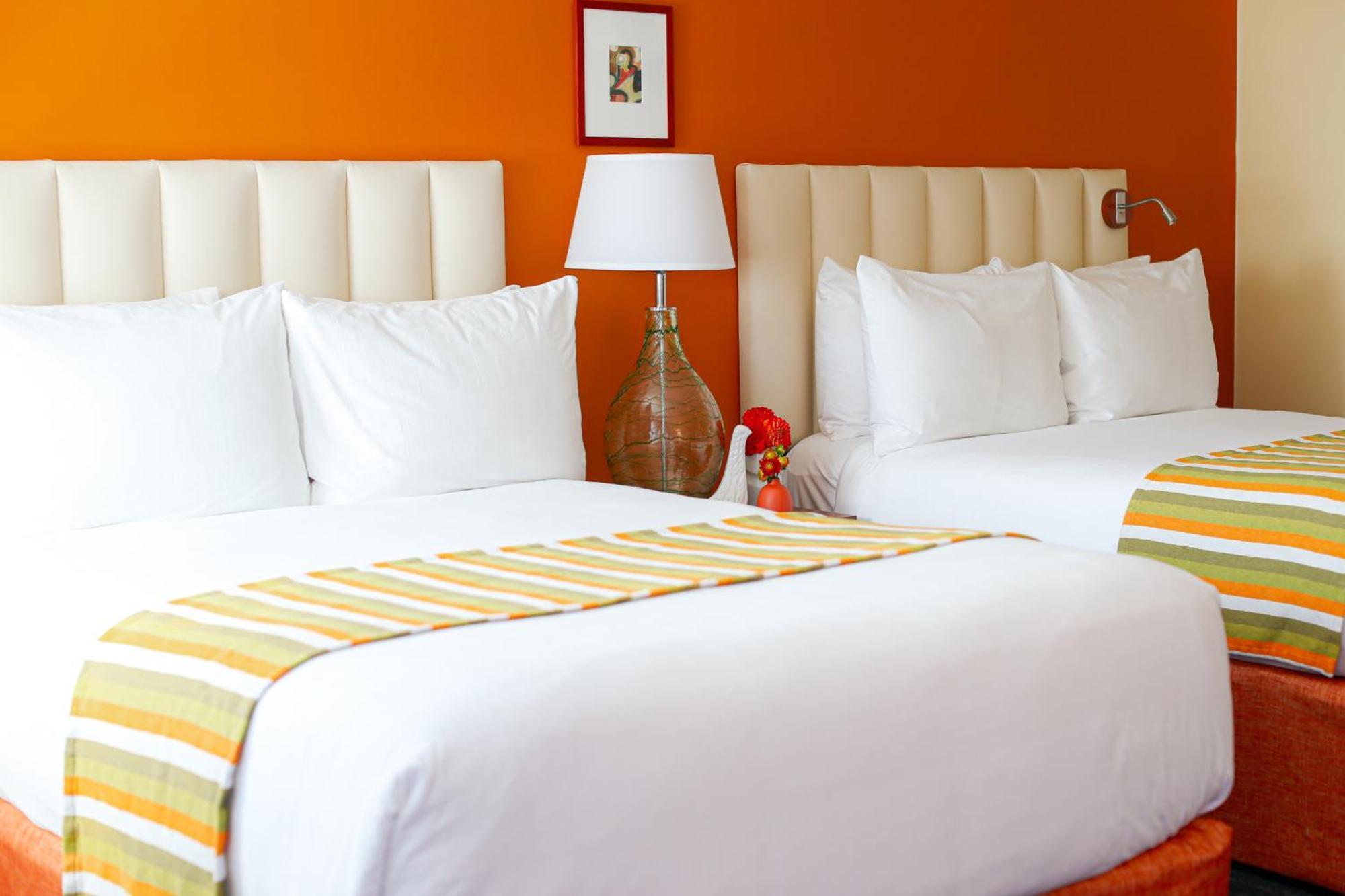 Hotel Del Sol 3*
