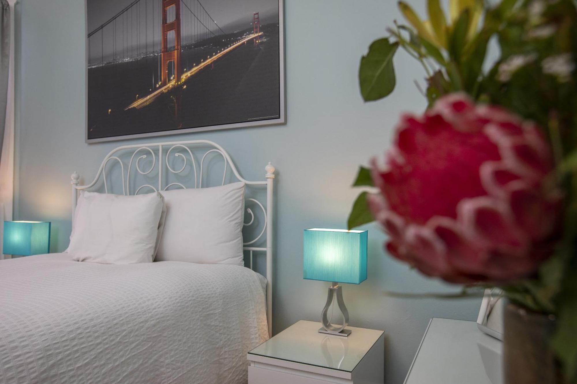 Hayes Valley Hotel 2*