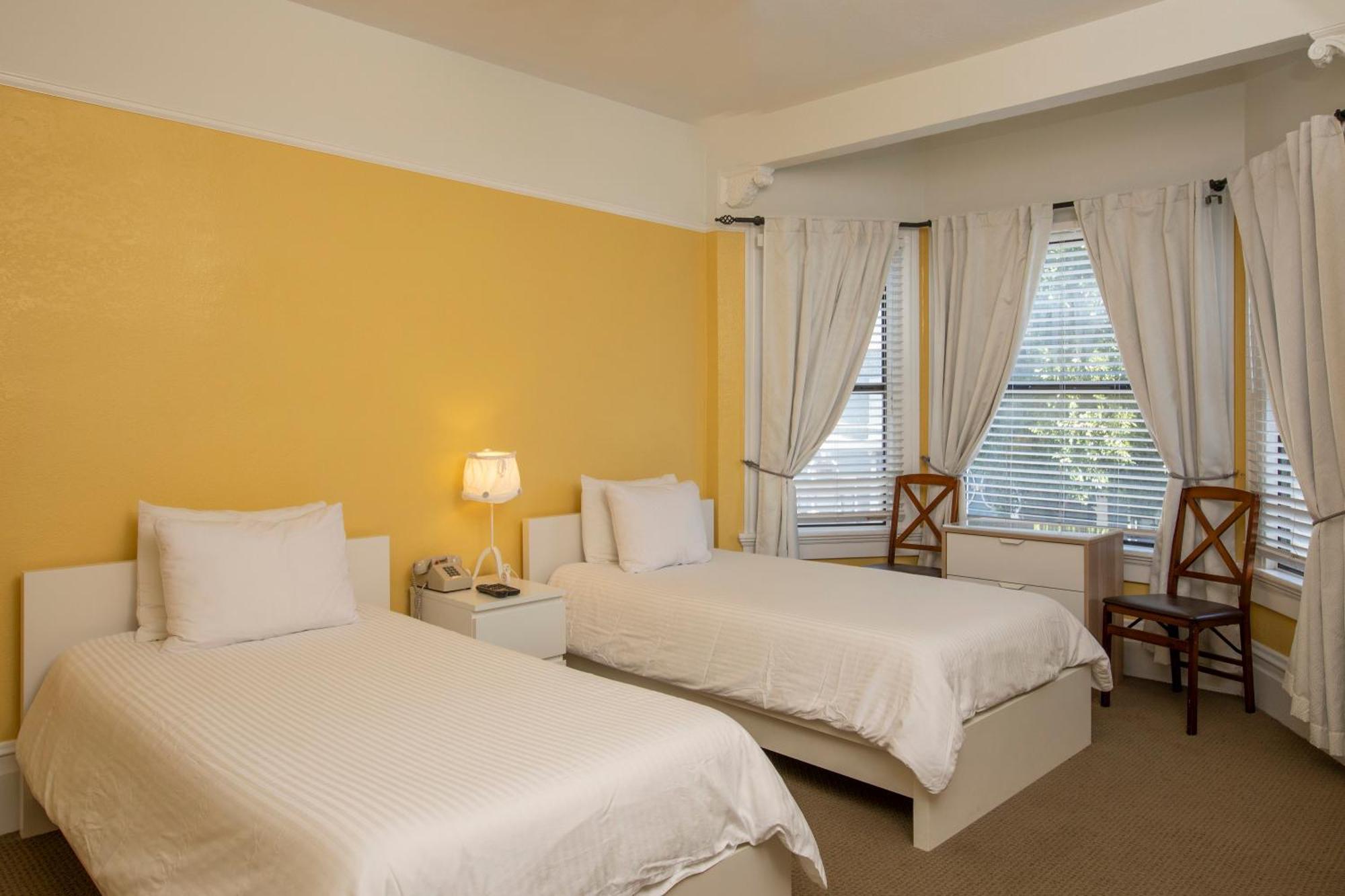 Hayes Valley Hotel 2*