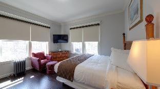 Warfield Inn