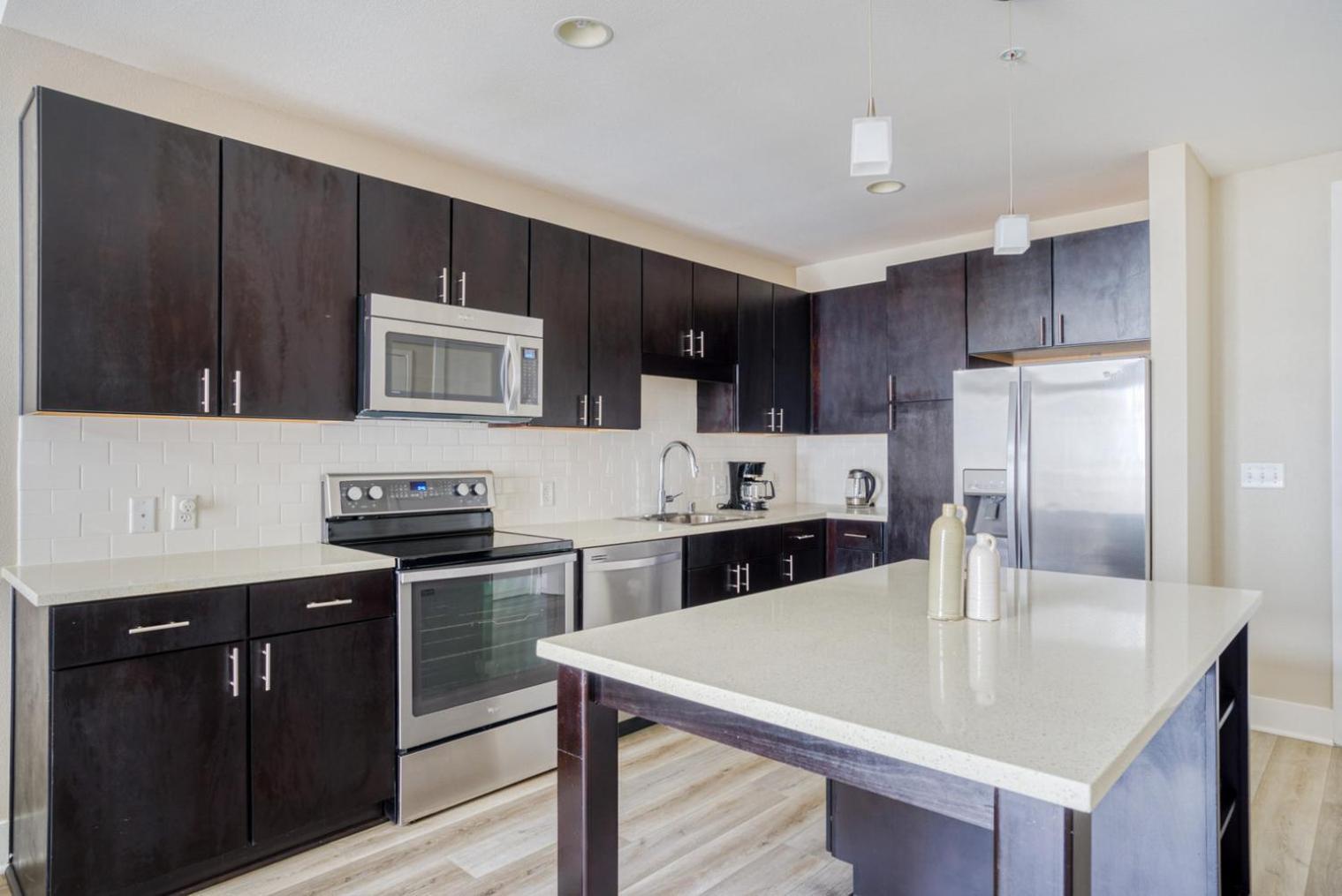 Mission Bay 1br W Gym Pool Nr Caltrain Muni Sfo-773 Apartment *